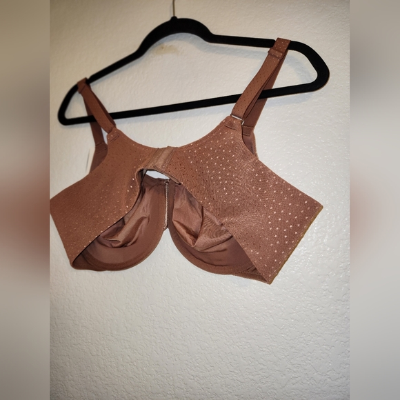 Wacoal Back Appeal Underwire Bra in Cocoa with Gold Dot Embellishment Size 44C - Picture 7 of 16